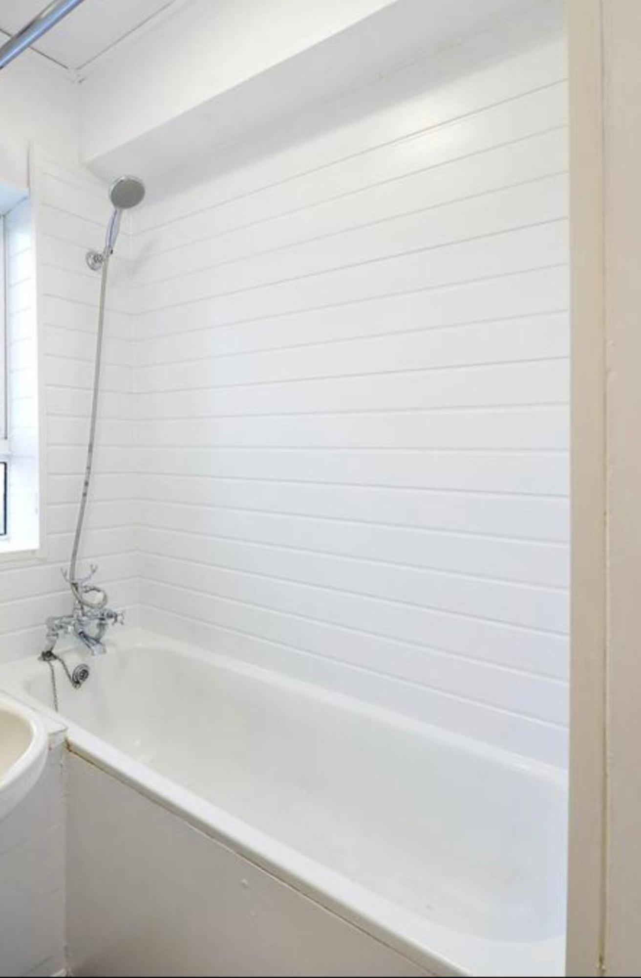 Single Room - Kings Cross, Female Only,, Guest Rooms ロンドン エクステリア 写真
